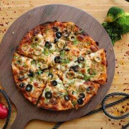 بيتزا الخضار صغيرVegetable Small Pizza