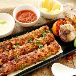 طبق كباب دجاج Chicken Kabab  Platter