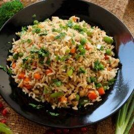 ارز مقلي دجاج Chicken fried rice