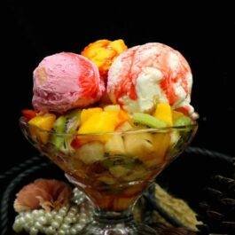 فواكه مشكلة مع الايسكريم Fruit Salad With Ice cream